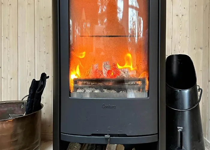 Idyllic In The Nature Close To The Сasa de vacaciones Bøtø By